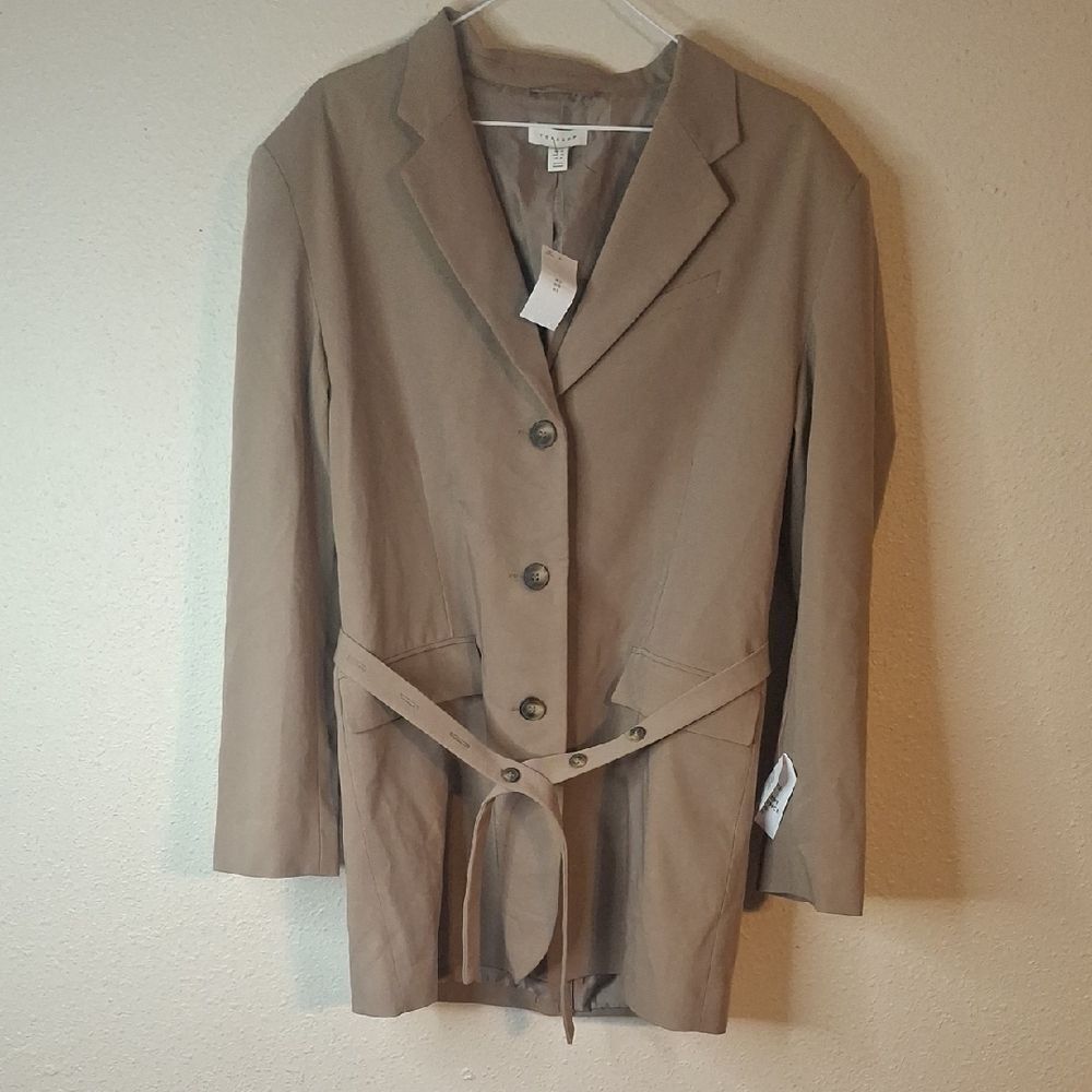 TopShop Tan Jacket with Notched Lapel and Belt size 8 NWT